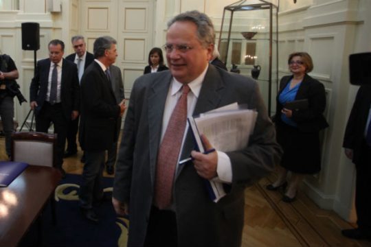 Στα Σκόπια για επίσημη επίσκεψη ο Νίκος Κοτζιάς
