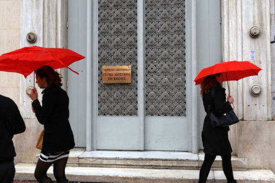 Καταιγίδα πληρωμών τον Ιούνιο