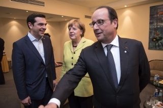 Με σημαίες χρέος και χρηματοδότηση