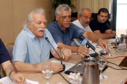 Ο Μηλιός παίρνει τη θέση του Γλέζου στο Ευρωκοινοβούλιο