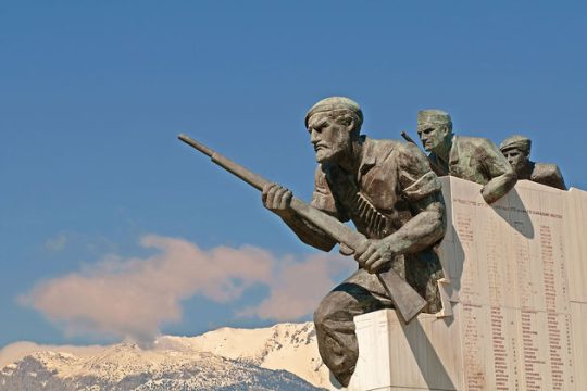 Από τον Θανάση Κλάρα στον Αρη Βελουχιώτη