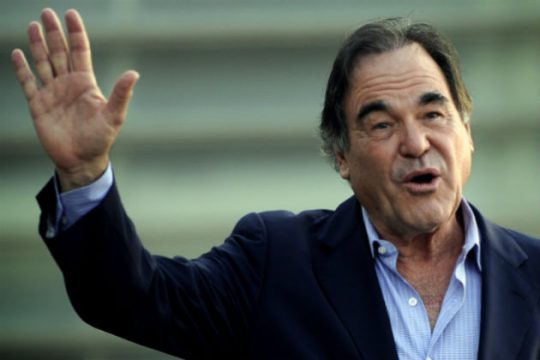 Όλιβερ Στόουν: «Viva Tsipras», «Viva New Greece»