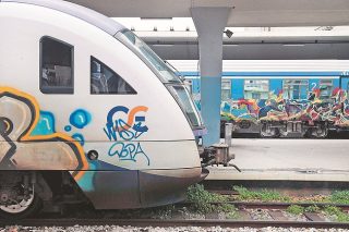 Εσοδα 5,3 δισ. ευρώ από ιδιωτικοποιήσεις ώς το ’19