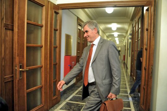 Πόλεμος για τη διαφήμιση της ΔΕΗ