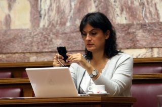 Γιατί «κόπηκε» η Ελενα