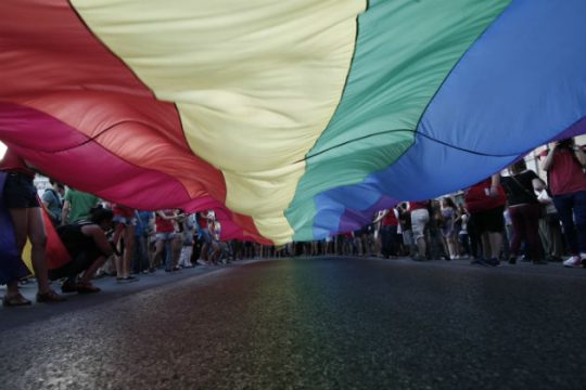 Η Αθήνα «γέμισε» με χρώμα