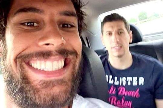 Selfie και tweet με νόημα