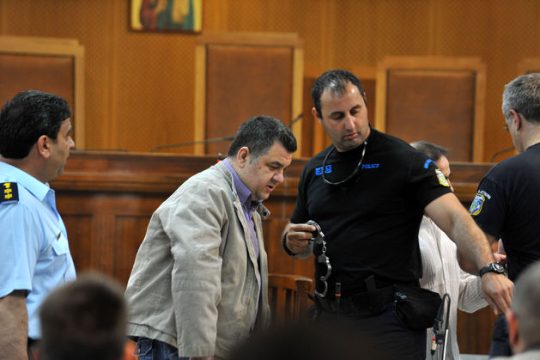 Ποιος φοβάται την πολιτική αγωγή; [ 05-06-15 ]
