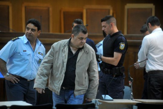 Λύση από το Σεπτέμβριο για τη δίκη της Χρυσής Αυγής [ 04-06-15 ]