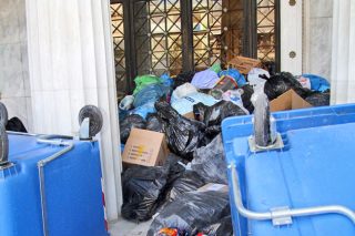 Ο Πύργος αδειάζει, τα χωριά την πληρώνουν