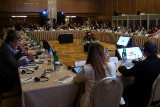 Δίκαιη λύση ζητούν οι «Ημερίδες Μελέτης» της ευρωομάδας της Αριστεράς