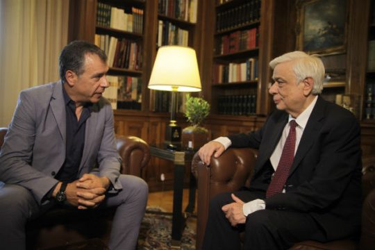 Πατριωτικές λύσεις ζήτησε από τον Πρόεδρο ο Σταύρος Θεοδωράκης