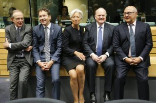 Οι ωρολογιακές βόμβες της Ευρωζώνης
