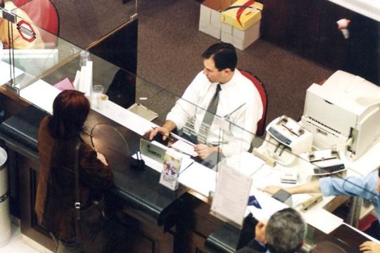Παιχνίδια με τις καταθέσεις