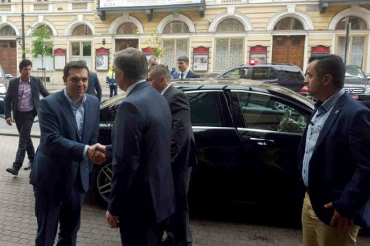 Αγωγός και τράπεζα των BRICS στην ατζέντα Τσίπρα