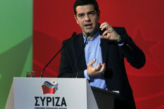 «Εφικτή η συμφωνία, αλλά δεν κόβω συντάξεις και επιδόματα»