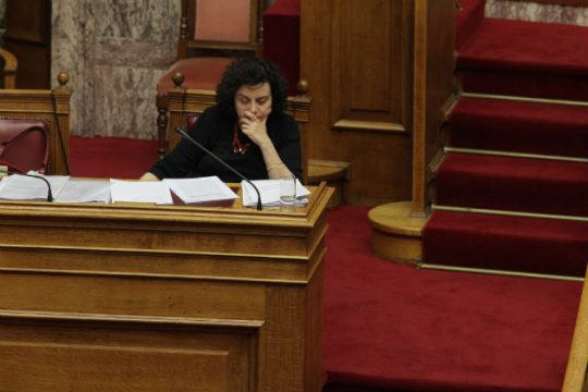 Live από τη Βουλή η ψήφιση του μίνι φορολογικού νομοσχεδίου