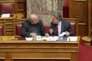 Διορθώσεις, αλλά όχι τομές