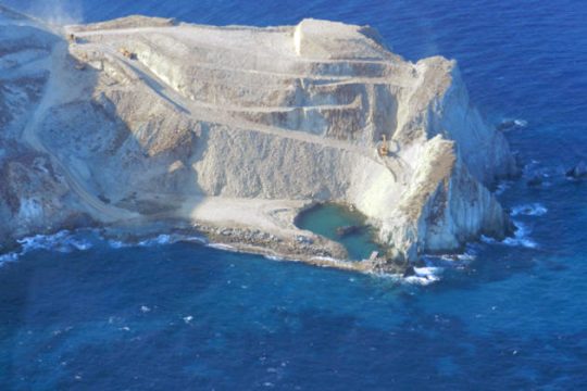 Ερώτηση στη Βουλή για τις ανεμογεννήτριες του Αγ. Γεωργίου