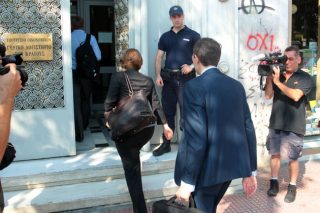 Με τα εργασιακά ξεκινούν οι θεσμοί