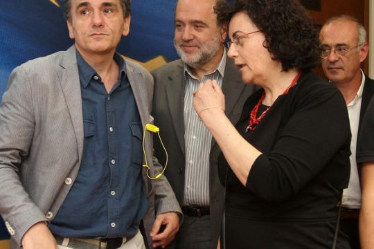 Αλλαγή σκυτάλης με φορο-σαφάρι