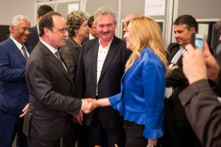 «Δώστε μια ακόμη ευκαιρία»