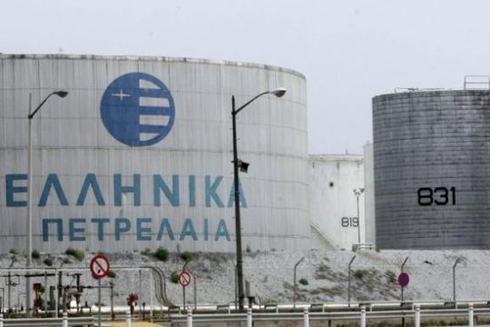 Τρεις προσφορές σε δύσκολους καιρούς για έρευνες πετρελαίου