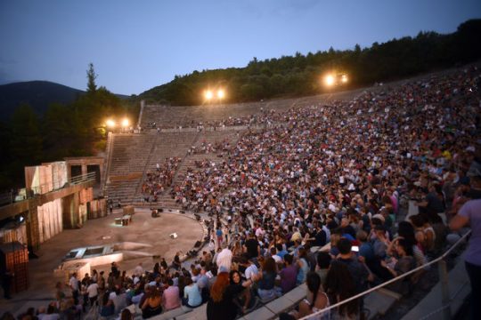Ενας πικρός και καθόλου λαϊκός Αριστοφάνης