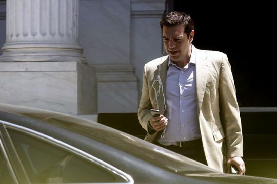 Εδειξε την πόρτα εξόδου