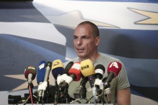 Εμείς με το «όχι» μας κι αυτοί με τα λεφτά τους