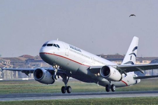 Φτηνότερα εισιτήρια από Aegean και Ryanair