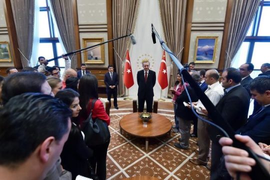 Ετοιμοι να τα βρουν ισλαμιστές – κεμαλικοί