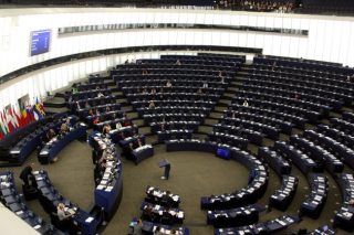 «Πύργος της Βαβέλ» στο Στρασβούργο από τις ευρωαπόψεις για την Ελλάδα