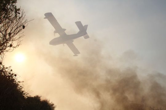Πυρκαγιές μέχρι το βράδυ σε Ρόδο, Εύβοια και Ηλεία