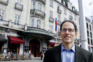 «Οι θεσμοί έχουν σχέδιο για μια νεοφιλελεύθερη Ευρώπη»