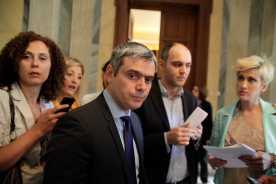 Η ΝΔ έχει μείνει στο «ευρώ ή δραχμή»