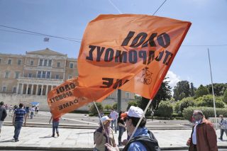 Casus belli για τους δημόσιους υπαλλήλους η ακύρωση των επαναπροσλήψεων