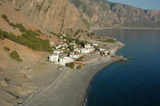 «Πλήρης έλλειψη σχεδιασμού για τη “βαριά βιομηχανία”»