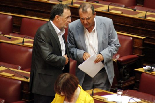 Η Αριστερή Πλατφόρμα στηρίζει Βαρουφάκη