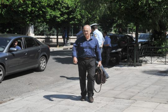 Μάρδας: Υπάρχουν λύσεις, δεν είναι μόνο το κούρεμα καταθέσεων