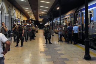 Τα ΜΑΤ και σε ρόλο ελεγκτή εισιτηρίων