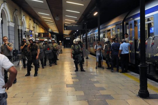 Τα ΜΑΤ και σε ρόλο ελεγκτή εισιτηρίων