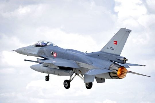 Αεροπορικές επιδρομές κατά «Ισλαμικού κράτους»