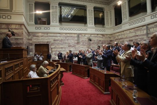 Η ΝΔ ζητάει προ ημερησίας συζήτηση για τις διαπραγματεύσεις