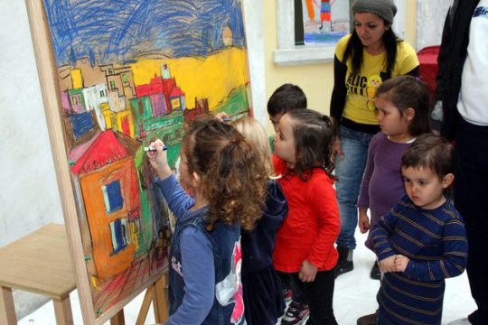 Εκτός παιδικών σταθμών περί τα 50.000 πιτσιρίκια