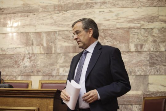 Ο Σαμαράς συνεχίζει να «βλέπει» σχέδιο Τσίπρα για έξοδο από το ευρώ