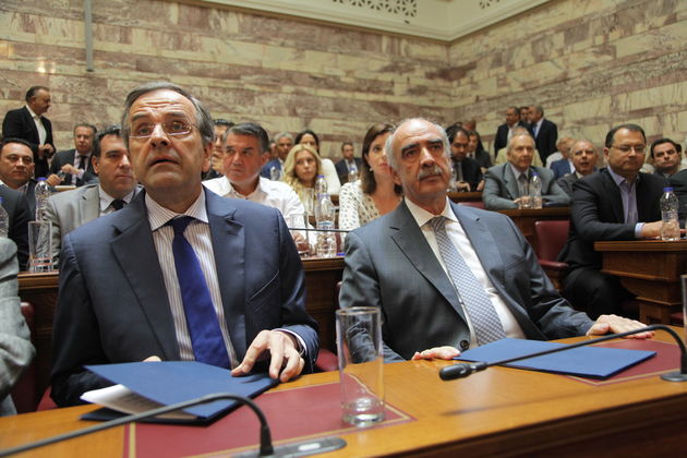 Τα φώτα έπεσαν στον… τέως