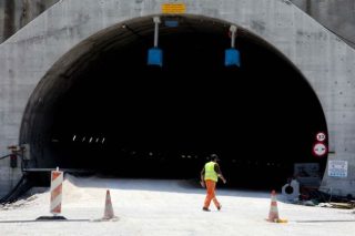 Εκτροχιασμός τρένου στη σήραγγα των Τεμπών