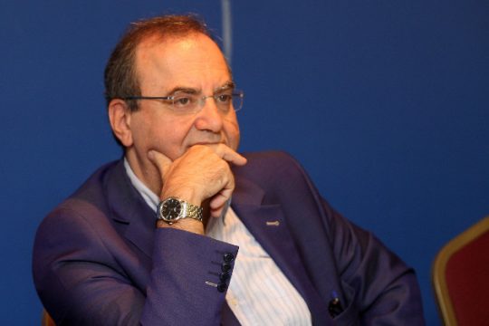 Διάλογο χωρίς ενοχοποιήσεις ζητάει ο Δημήτρης Στρατούλης