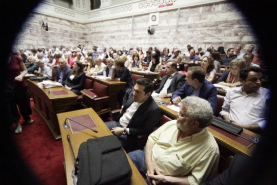 Ανοικτά άφησε όλα τα ενδεχόμενα ο Τσίπρας στην ΚΟ του ΣΥΡΙΖΑ